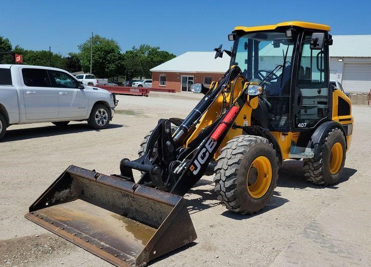 2022 JCB 407